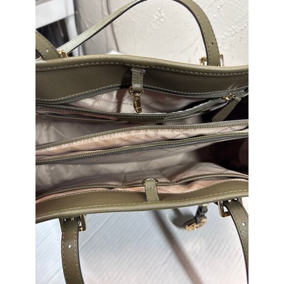 MICHAEL Michael Kors Women's Green Jet Set Logo Buckle Strap Shoulder Tote Bag - Picture 7 of 8